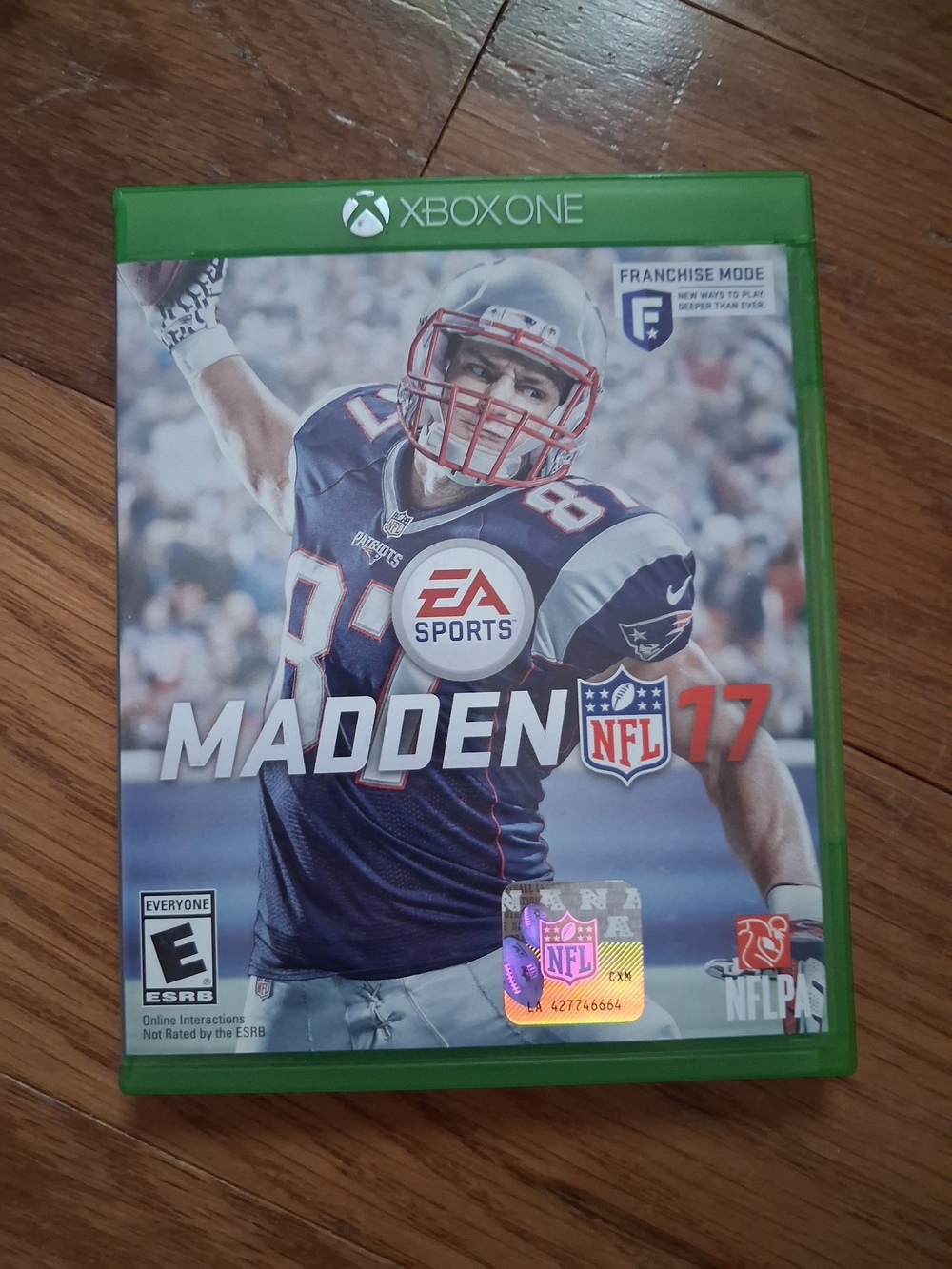 Madden NFL 17 (Xbox One) - Blue